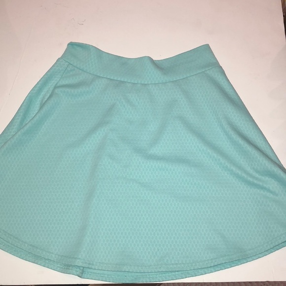 Charlotte Russe Dresses & Skirts - Charlotte Russe skirt size small